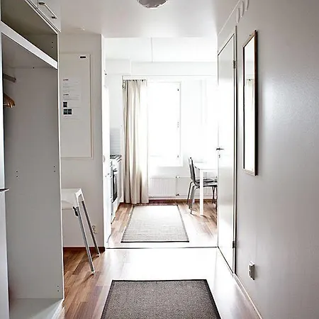Forenom Serviced Airport Apartment Vantaa